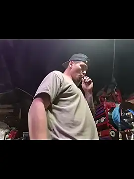 twistafatpipe online show from 10/28/25, 01:20