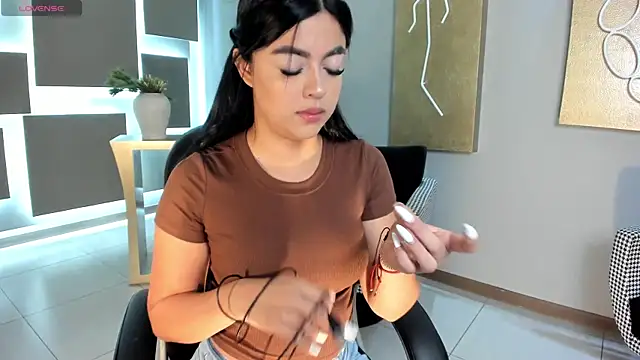 NataliaGaret online show from 04/06/26, 10:05