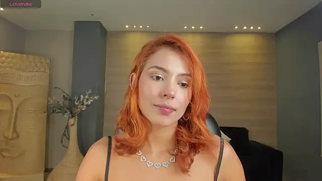 AmberColors  online show from 10/06/25, 07:33