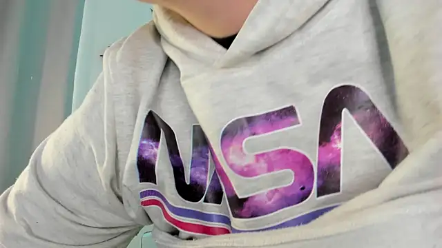 Snapshot of Ashley_Monroe chatting on 10/29/25, 12:07 Ashley Monroe online show from 10/29/25, 12:07