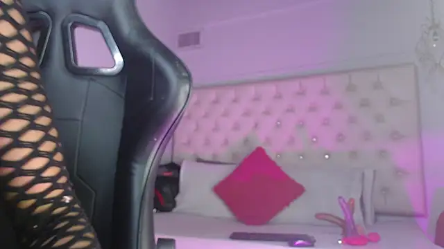 candyy ebony online show from 11/30/25, 03:54