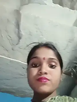Snapshot of Harini_Gautam chatting on 05/28/26, 04:48 Harini Gautam online show from 05/28/26, 04:48