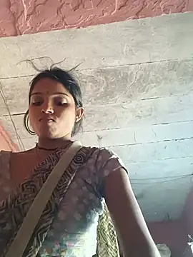 Snapshot of Harini_Gautam chatting on 06/14/26, 02:57 Harini Gautam online show from 06/14/26, 02:57