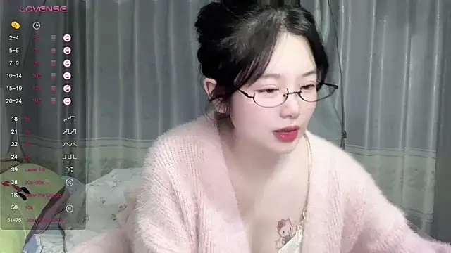 tender-11 online show from 11/12/25, 11:21