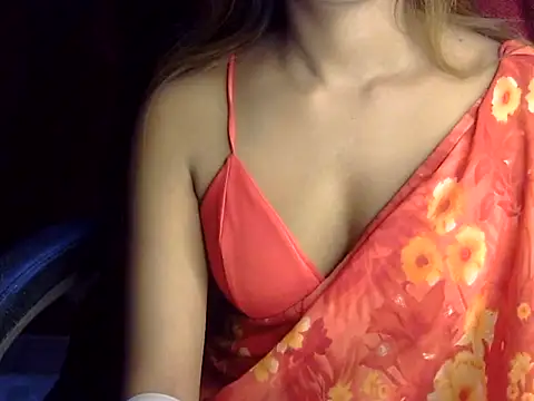 heartless Queen online show from 11/26/25, 06:14