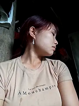 EllyBaby20 online show from 10/15/25, 07:41