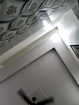 Snapshot of siya00 chatting on 09/22/25, 10:01 siya00 online show from 09/22/25, 10:01