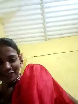 Snapshot of Chandni_Love143 chatting on 10/19/25, 12:17 Chandni Love143 online show from 10/19/25, 12:17