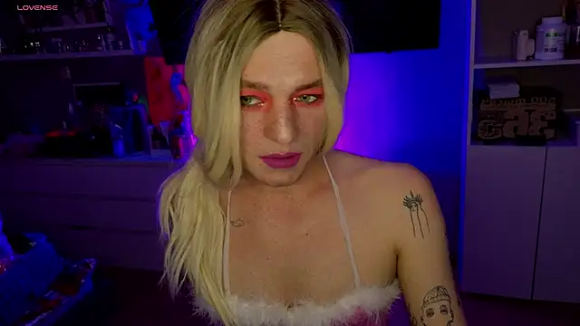 Snapshot of Kkkylie chatting on 02/04/26, 04:57 Kkkylie online show from 02/04/26, 04:57