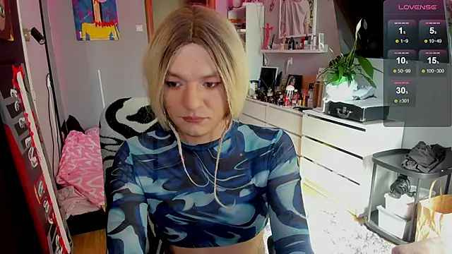 Kkkylie online show from 05/06/26, 12:54
