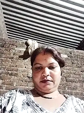 Bhavna hot online show from 10/04/25, 11:47