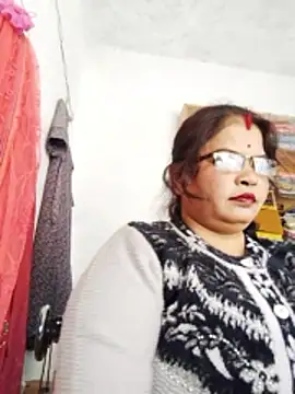 Bhavna hot online show from 11/28/25, 08:06