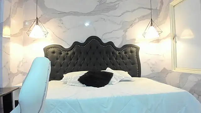 anna2809 online show from 09/24/25, 12:30