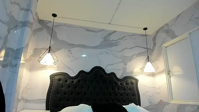 anna2809 online show from 10/26/25, 12:33