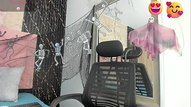 maia bianchi online show from 10/29/25, 01:57