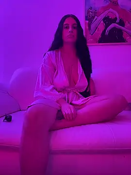 Snapshot of baddieworld1 chatting on 05/21/26, 01:29 baddieworld1 online show from 05/21/26, 01:29