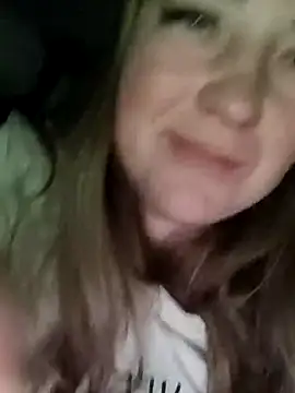 Kiss Eva online show from 11/24/25, 05:12