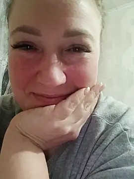 Kiss Eva online show from 03/02/26, 05:20