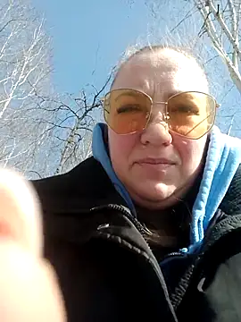 Kiss Eva online show from 03/15/26, 09:37