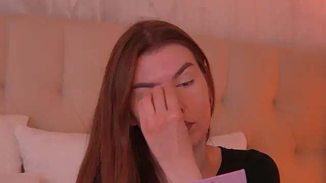 AshleyEvance online show from 07/18/26, 06:28