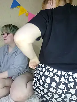 Snapshot of ricky_feline chatting on 09/14/25, 04:06 ricky feline online show from 09/14/25, 04:06