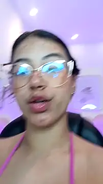 raven stonee online show from 03/18/26, 12:03