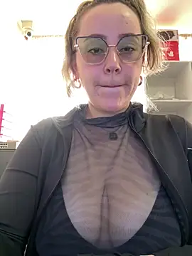 CurvyLust x online show from 02/09/26, 03:38