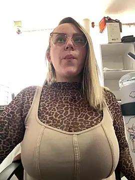 CurvyLust x online show from 03/26/26, 01:28