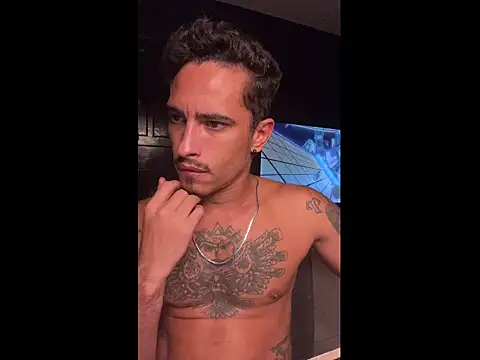 Snapshot of EduXavier26 chatting on 11/05/25, 09:15 EduXavier26 online show from 11/05/25, 09:15