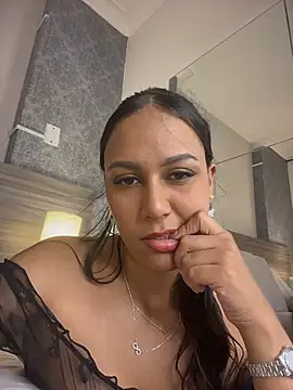 MiilaBlake online show from 02/05/26, 07:29