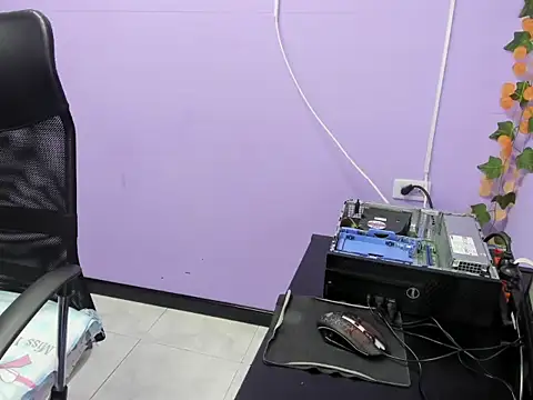 Megan Collinss  online show from 09/20/25, 03:24