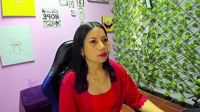 Megan Collinss  online show from 01/10/26, 01:13