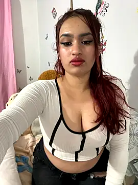 naomirouse  online show from 10/04/25, 03:04