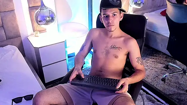 MikeMyllers online show from 10/03/25, 03:47