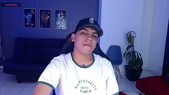 david santos16 online show from 09/14/25, 03:16