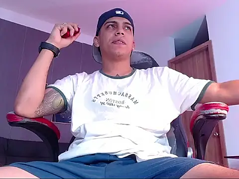 david santos16 online show from 09/30/25, 01:43