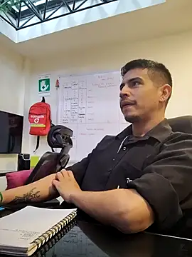 Juann-cock online show from 11/25/25, 04:07