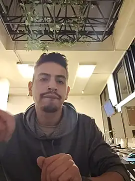 Juann-cock online show from 07/06/26, 04:53