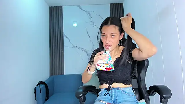 ShaunaDream online show from 09/25/25, 02:37