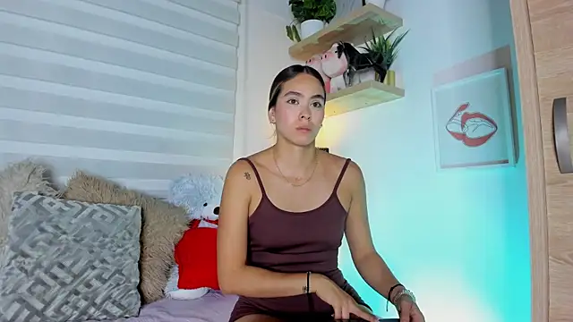 sara madrid online show from 03/25/26, 12:22