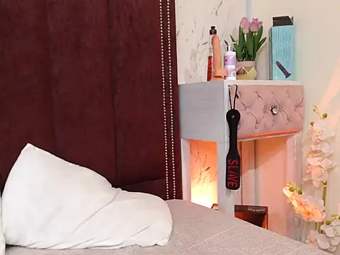 VioletxBloom online show from 09/17/25, 09:05