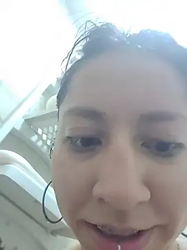 VioletxBloom online show from 12/14/25, 04:45