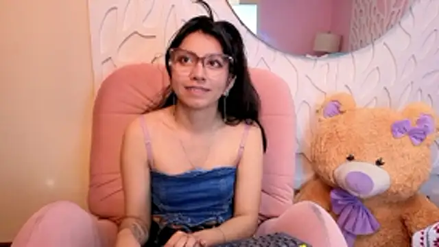 VioletxBloom online show from 04/07/26, 12:05