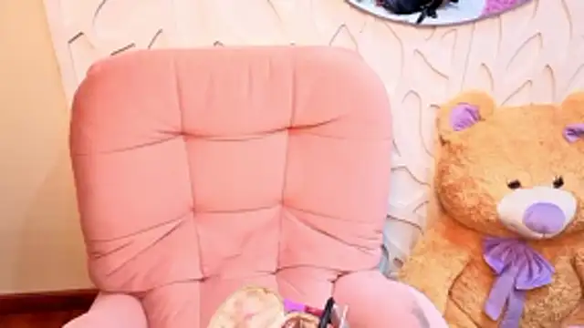 VioletxBloom online show from 04/15/26, 02:02