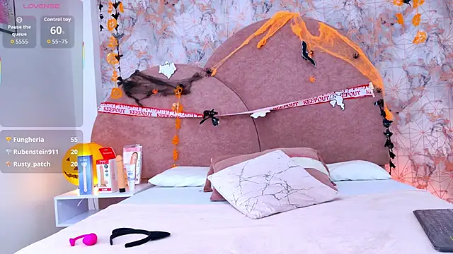 Samanta Isel online show from 10/26/25, 03:56