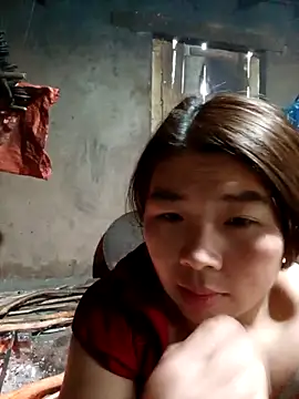 quynhkoolbae online show from 11/19/25, 02:44