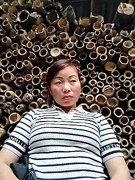 Annaacutee online show from 12/20/25, 05:47