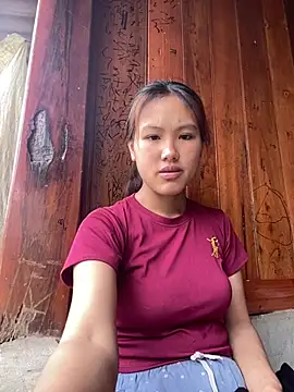 Snapshot of May_nhi chatting on 07/06/26, 02:08 May nhi online show from 07/06/26, 02:08