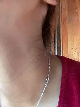 Snapshot of May_nhi chatting on 07/19/26, 04:05 May nhi online show from 07/19/26, 04:05
