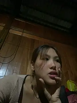 Snapshot of May_nhi chatting on 07/28/26, 02:46 May nhi online show from 07/28/26, 02:46